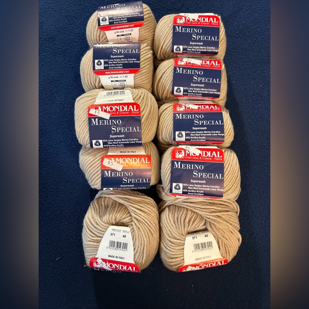 Bundle of 10 Mondial Merino Special Superwash Yarn in Tan